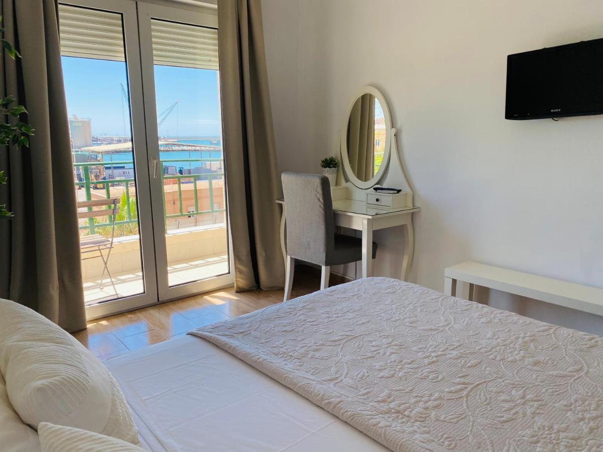 Solymar Beach Premium Málaga Exteriör bild